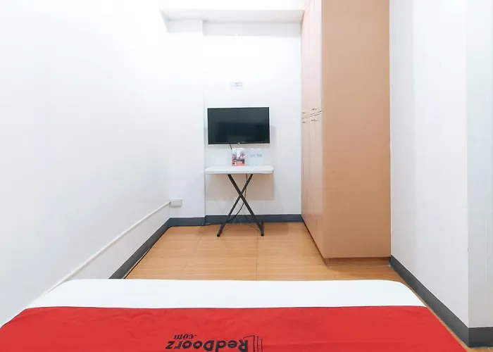 Accommodatie bij particulieren Reddoorz At Caa Road Pinas *